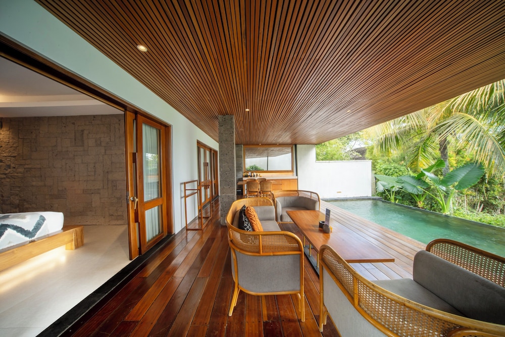 Grand 2 Bedroom Private Pool Villa with Ricefield View - Photo 24