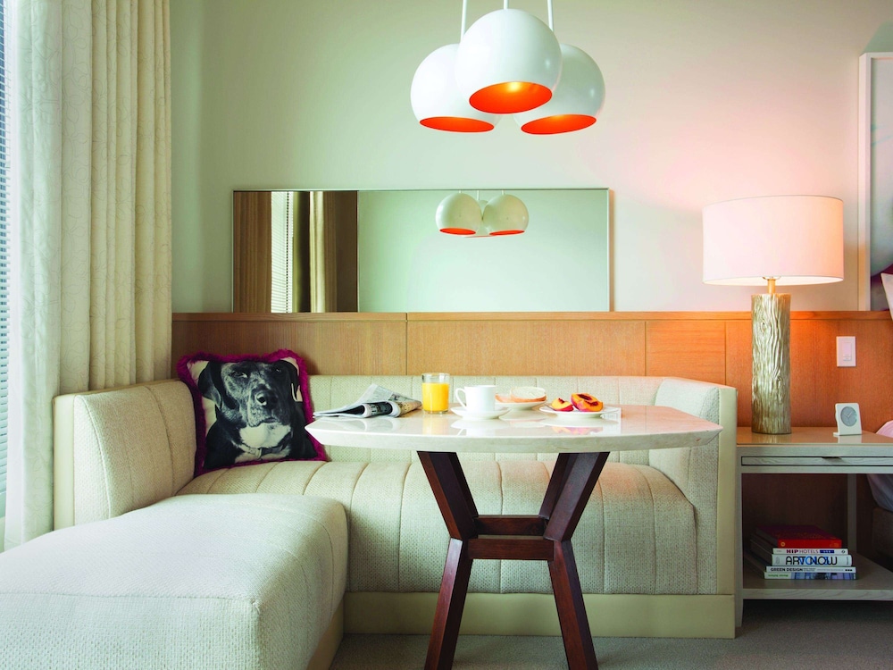 Luxury Room, 1 King Bed
