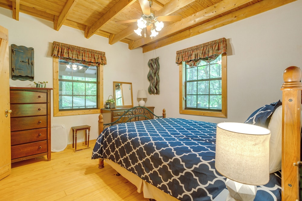 House (2 Bedrooms) photo 2