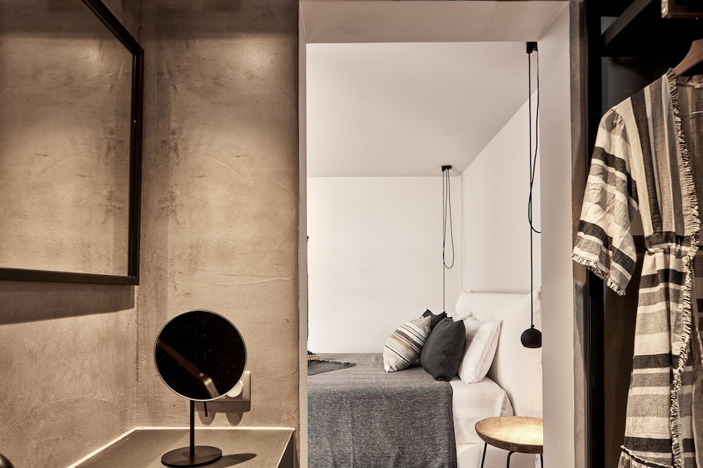 Executive Room - Photo 2