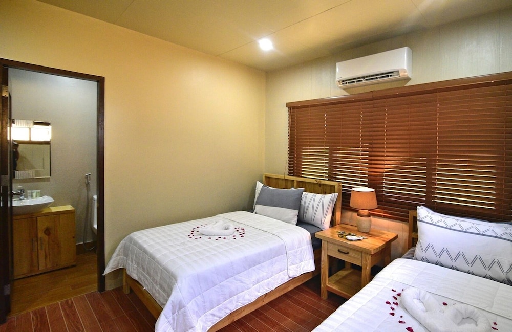 2 Bedroom Cabin photo 1