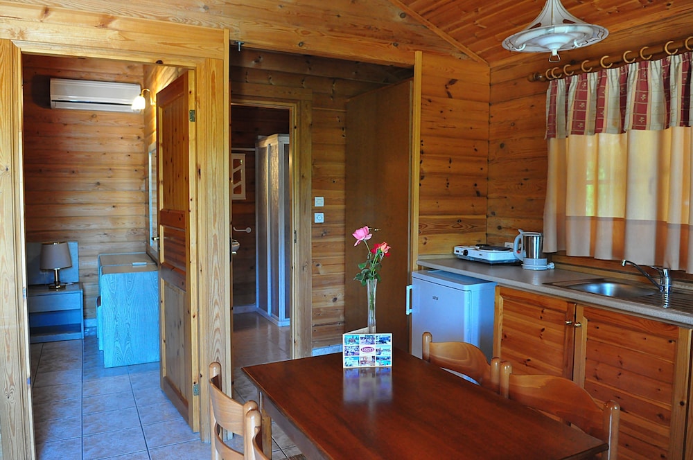 Villa photo 2