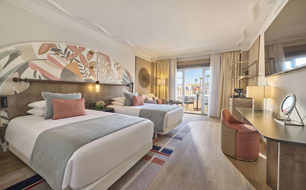 Room, Balcony, Golf View (2 Twin Beds)