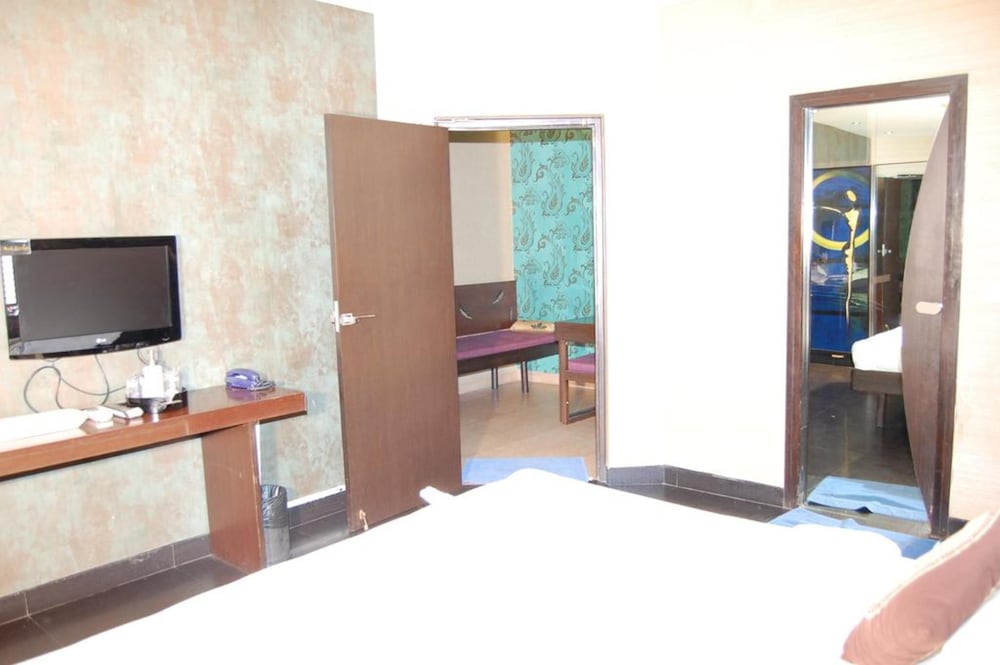 Deluxe Double Room - Photo 3