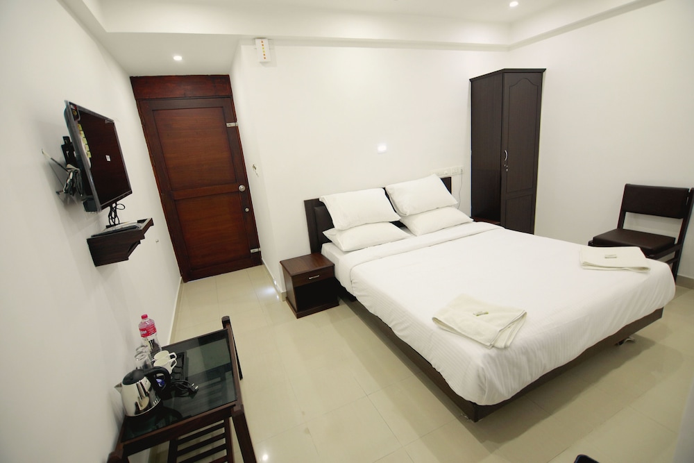 Deluxe Double Room, 1 Queen Bed, Resort View photo 1
