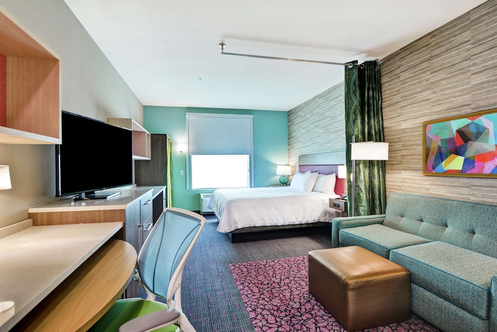 Studio Suite, 1 King Bed, Non Smoking - Photo 3