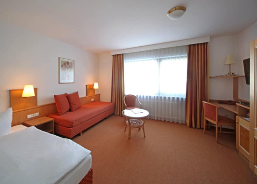 Double Room - Photo 6