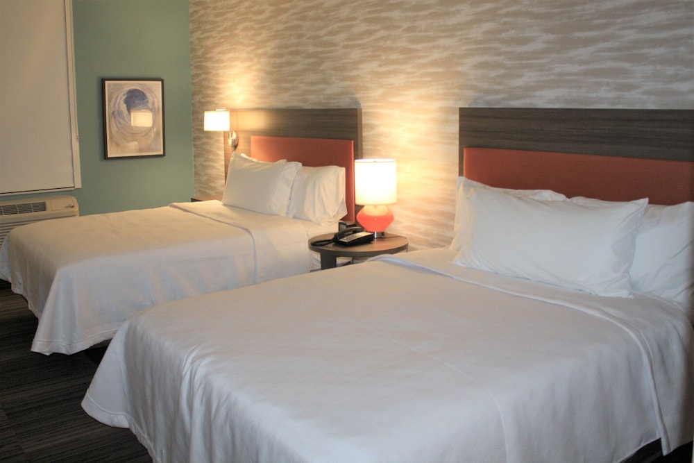 Suite, Multiple Beds, Accessible (Hearing) - Photo 2