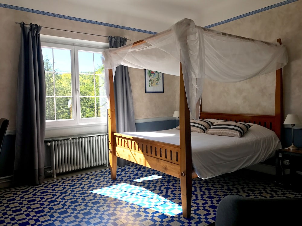 Double Room, Private Bathroom (01. Chambre Balcon) photo 1