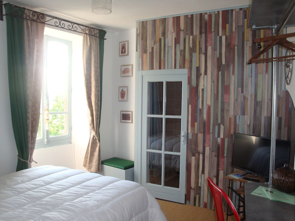 Single Room, Valley View (Smart) photo 2