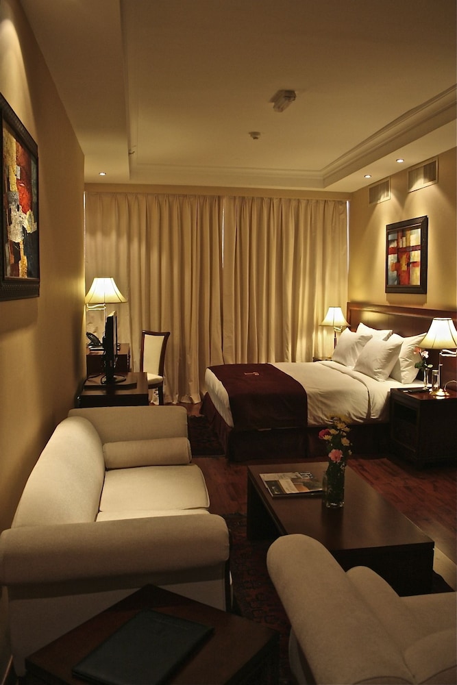 Trianon Hotel — photo 117
