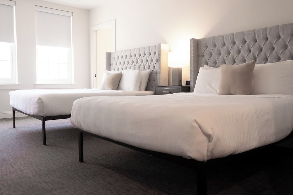 Room, 2 Queen Beds