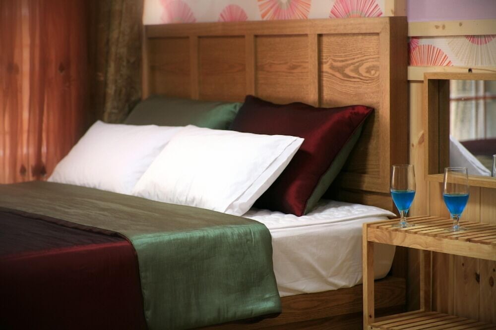 Room (Rosemary)