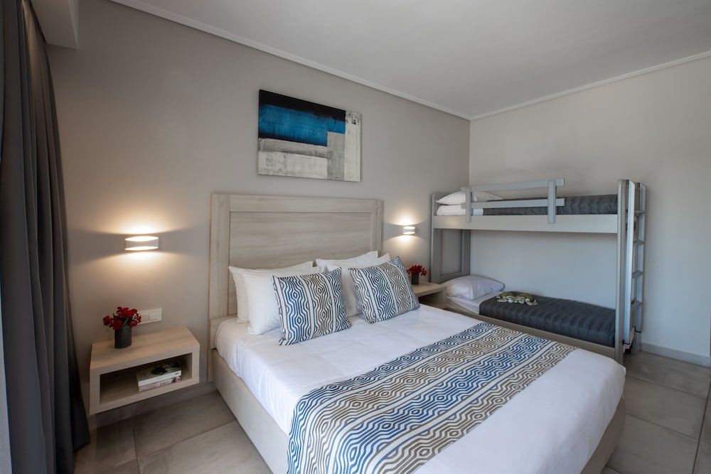 Superior Family Room with Bunk Beds - Photo 1