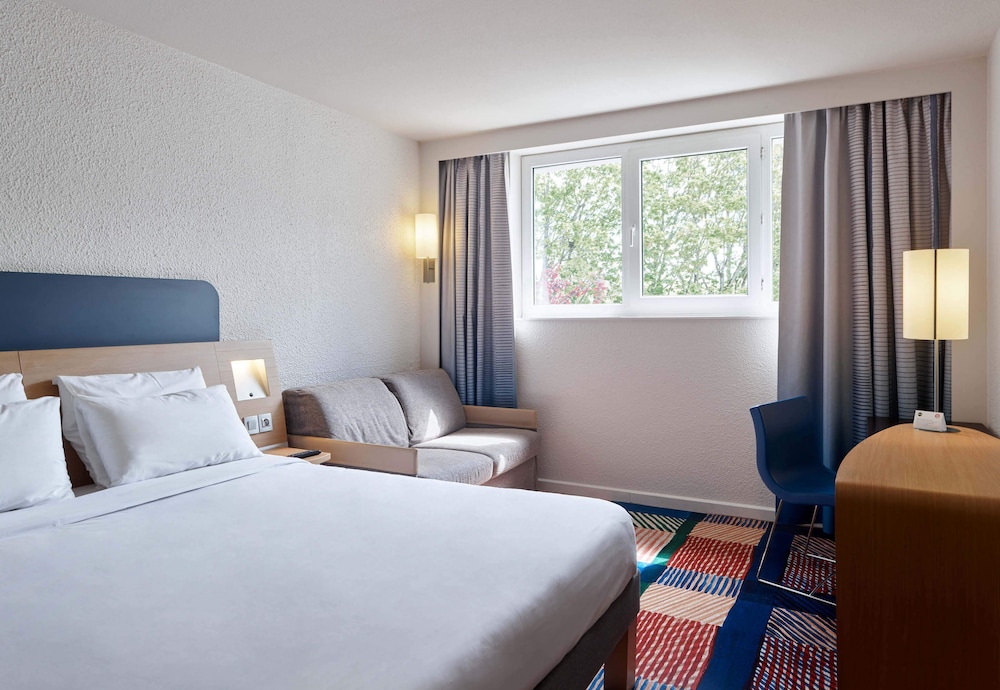 Standard Triple Room, Non Smoking - Photo 2