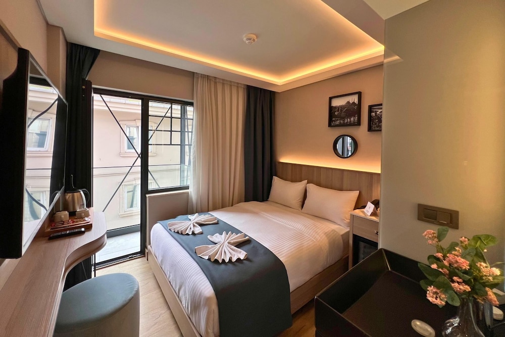 Standard Double Room, Balcony photo 1
