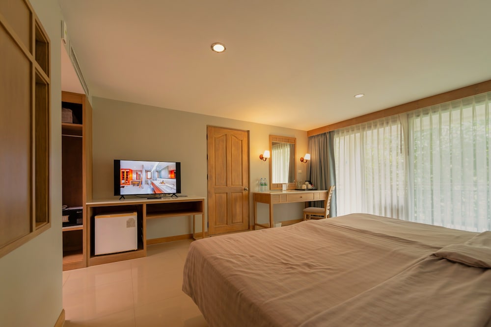 Deluxe Hotel Garden View (HOT DEAL) - Photo 7