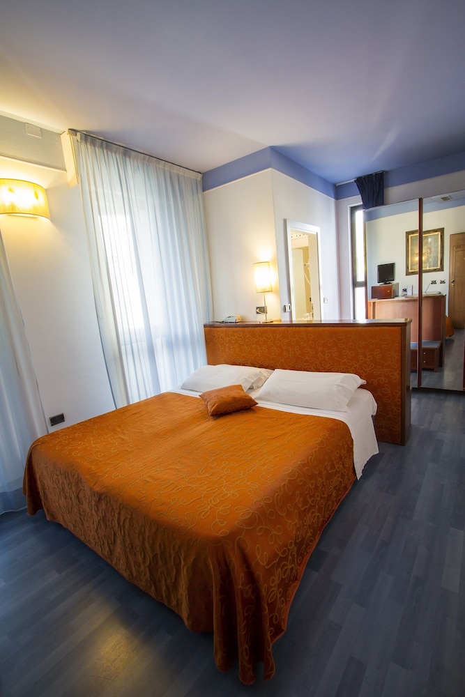 Superior Double Room - Photo 1