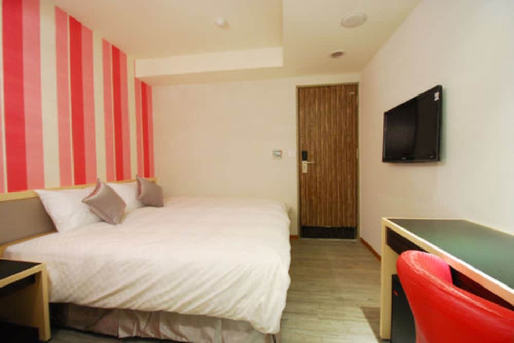 Double Room - Check In After 22:00 - Photo 2