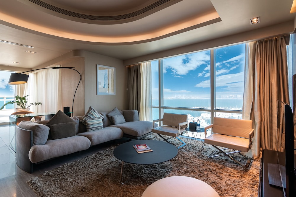 Grand Suite photo 2