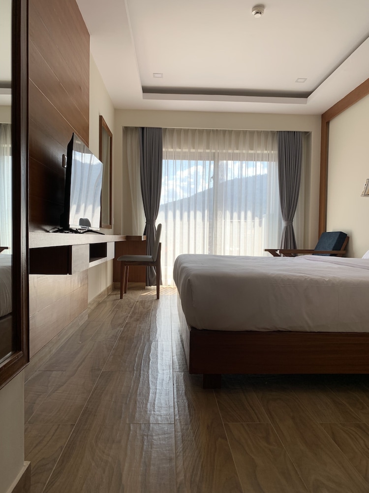 Deluxe Twin Room - Photo 2