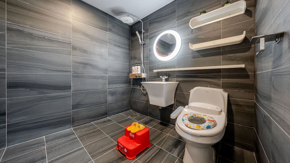Basic Room, 1 Bedroom (Room A201 (Luxury Kids Pool Villa)) - Photo 3