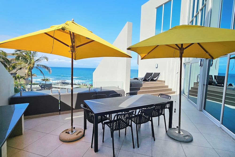 Luxury Penthouse, 3 Bedrooms, Non Smoking, Partial Sea View