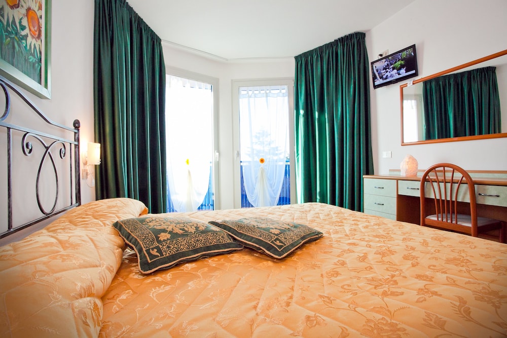 Superior Double Room photo 2