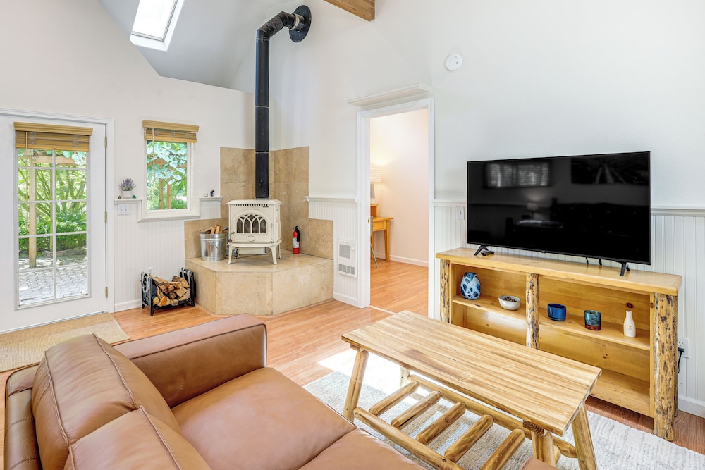 Cottage (1 Bedroom) photo 2