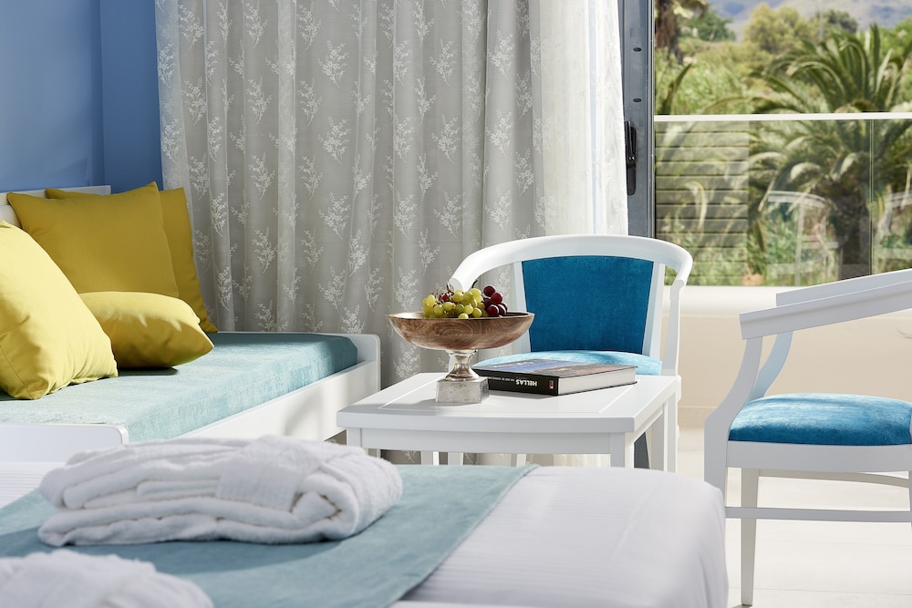 Deluxe Double Room, Garden View photo 2