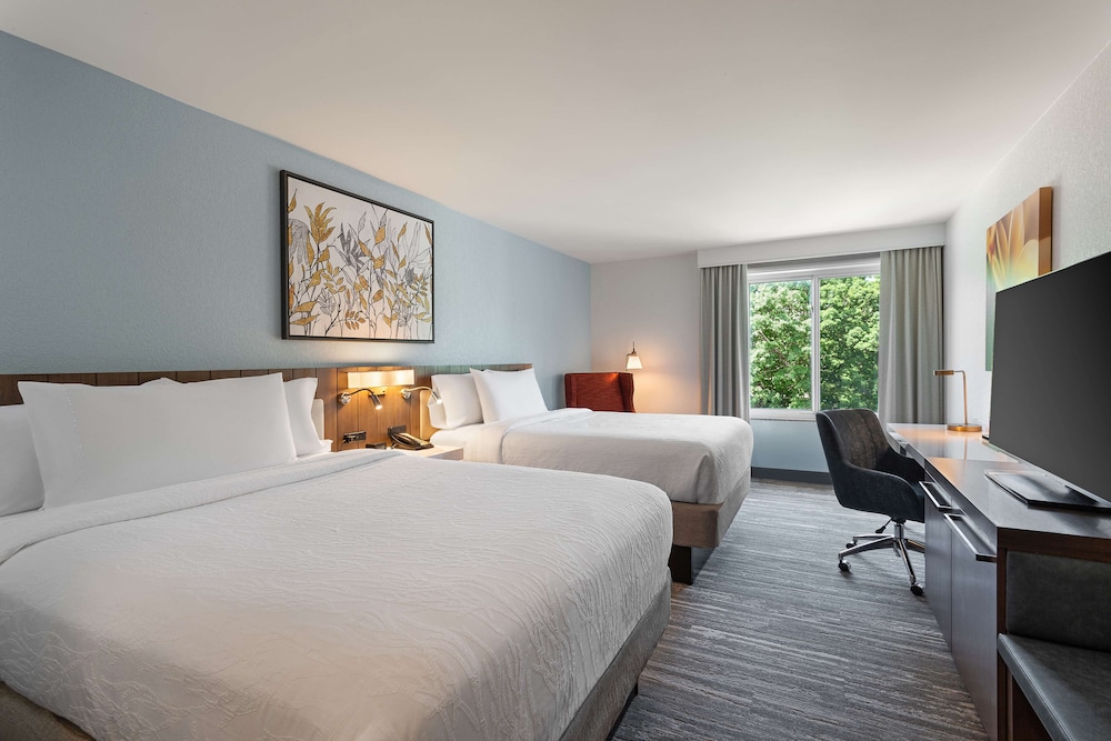 Deluxe Room, 2 Queen Beds photo 1