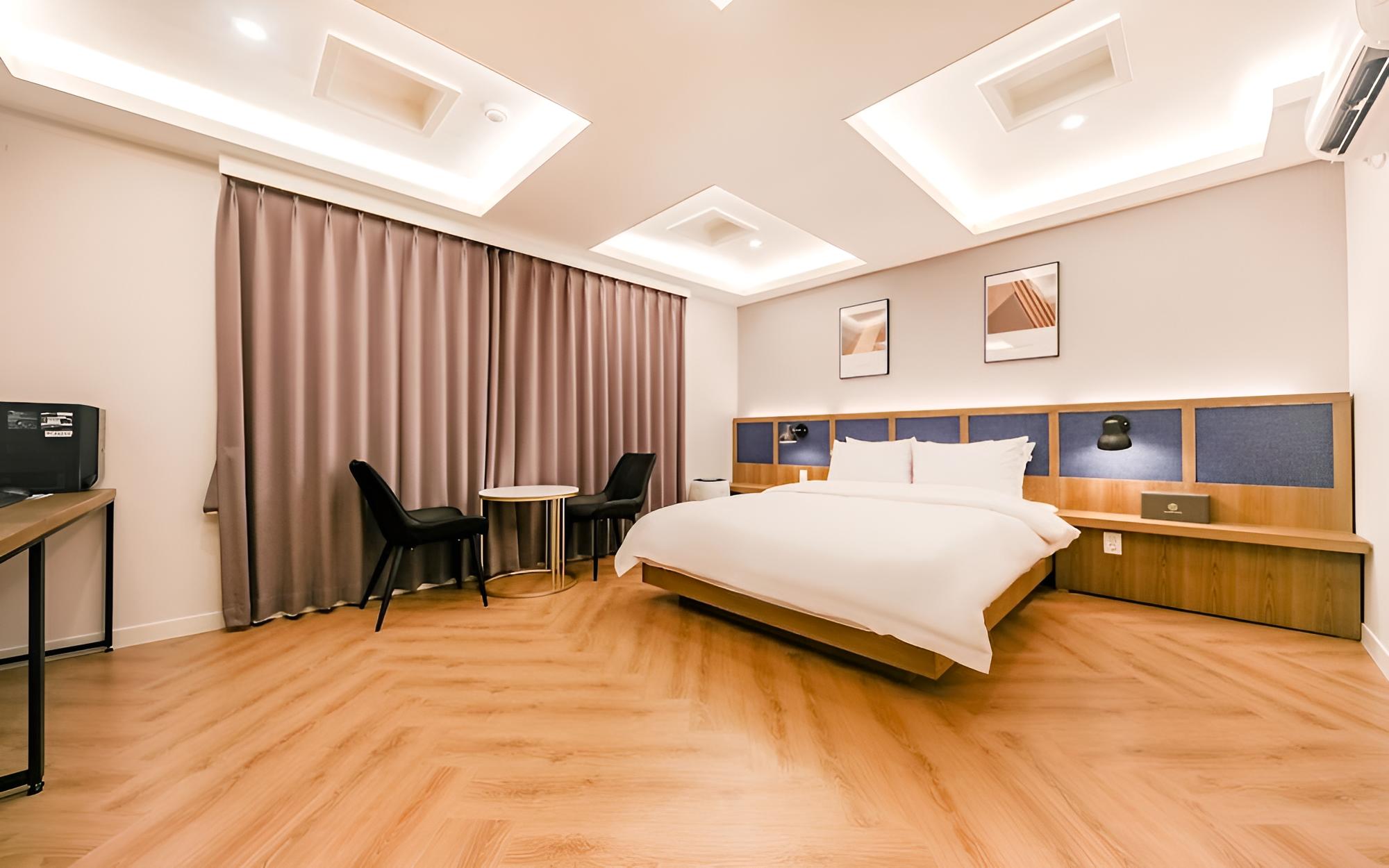 Room (Early check-in (standard)) - Photo 1