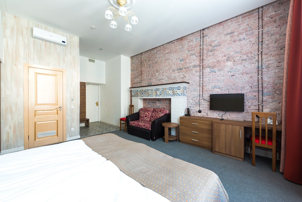 Comfort Double Room (with Sofa) photo 2