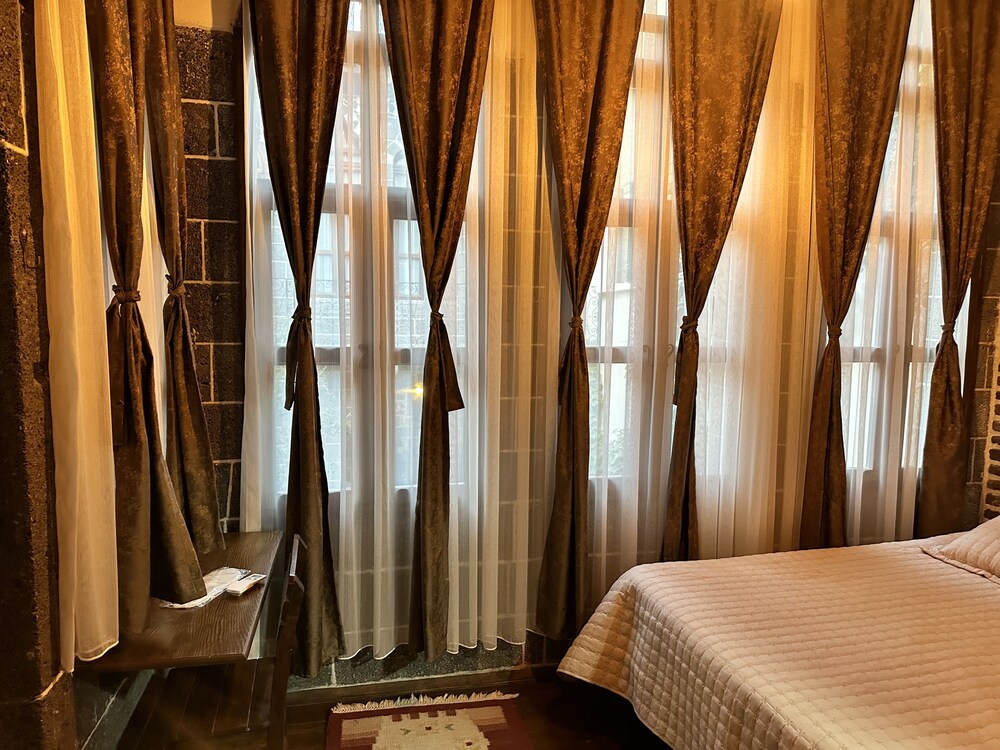 Basic Single Room photo 3