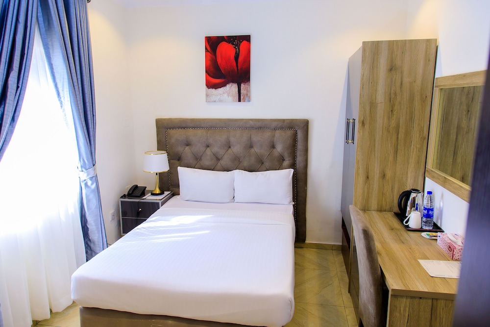 Standard Room photo 3