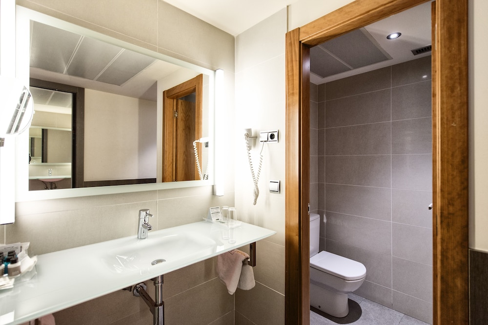 Basic Room - Photo 14