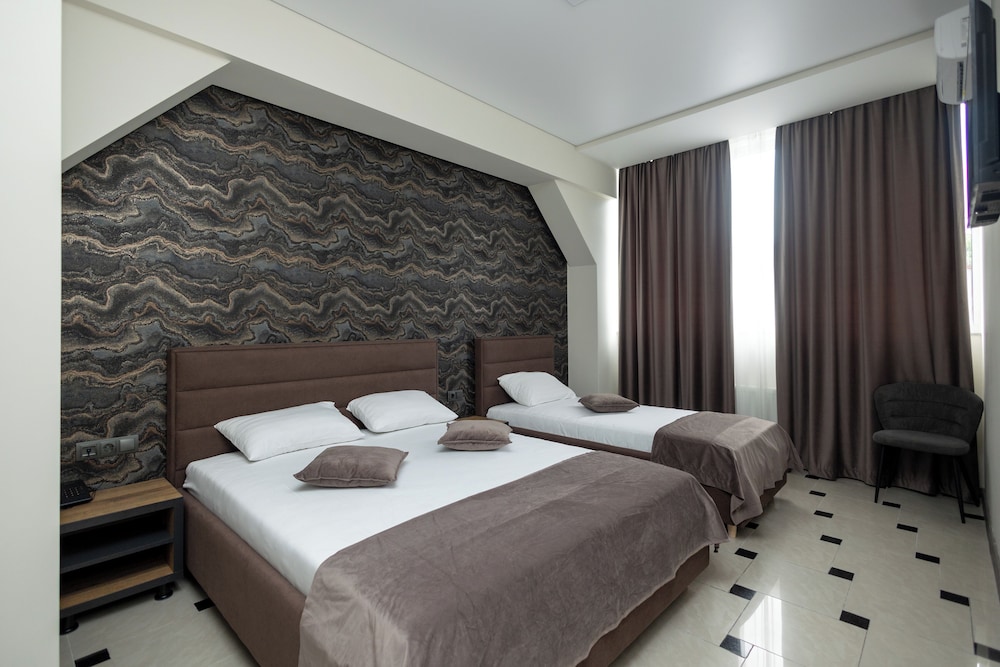 Luxury Triple Room photo 1
