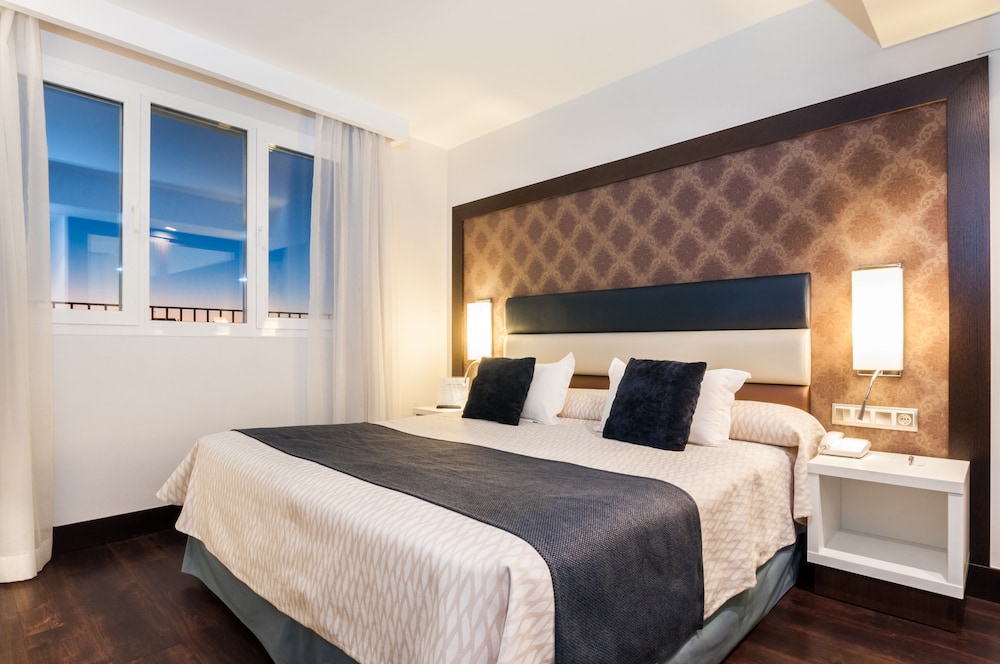 Superior Double Room - Photo 2