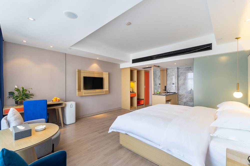 Deluxe Double Room Single Use photo 3