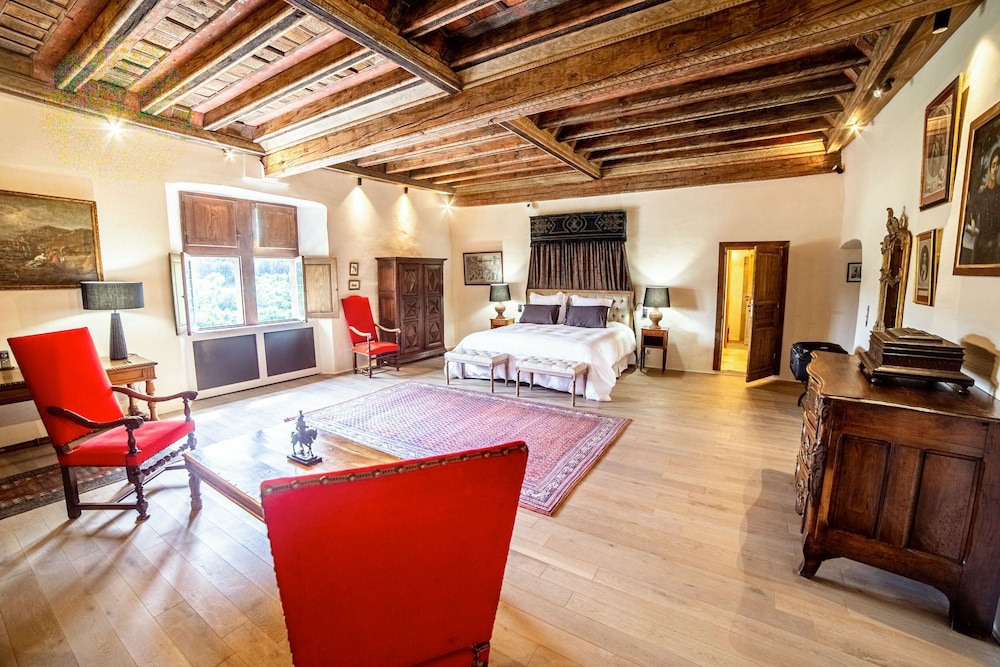 Family Quadruple Room (Suite Prince de la Tour d'Auvergne)