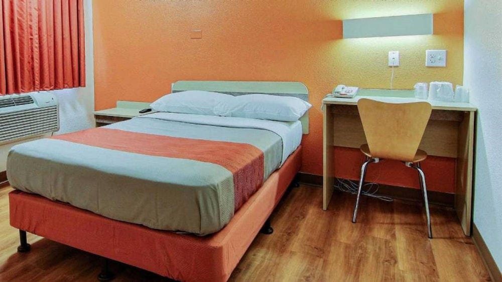 Deluxe Room, 1 Double Bed, Non Smoking photo 3