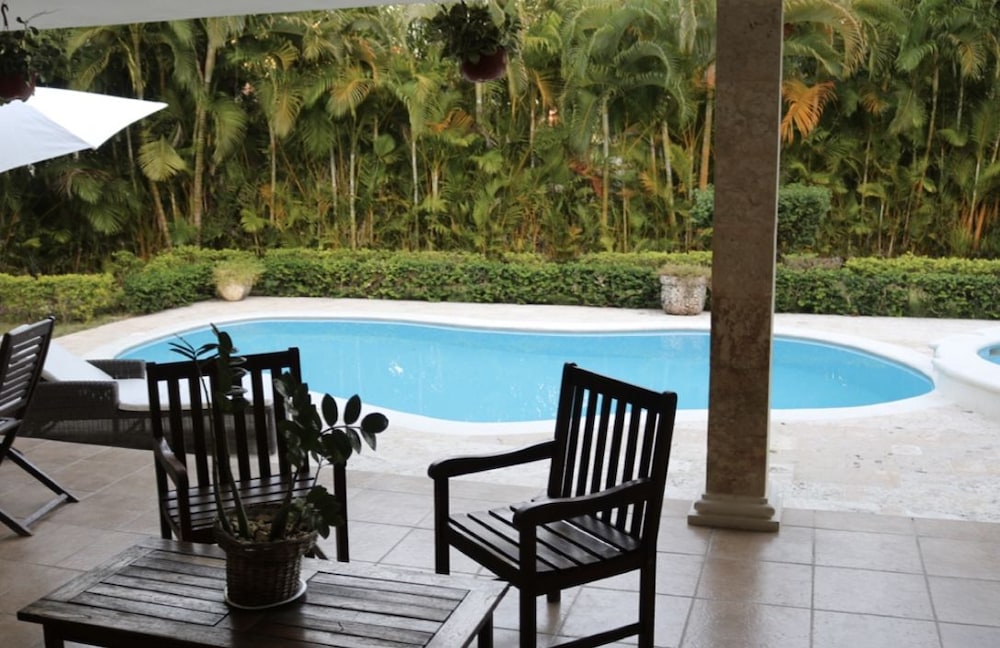 Traditional Villa, 5 Bedrooms, Accessible, Private Pool photo 2