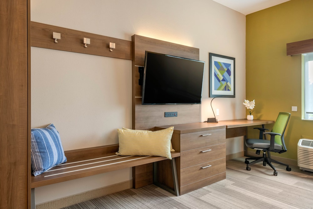 Studio Suite, 2 Queen Beds - Photo 7