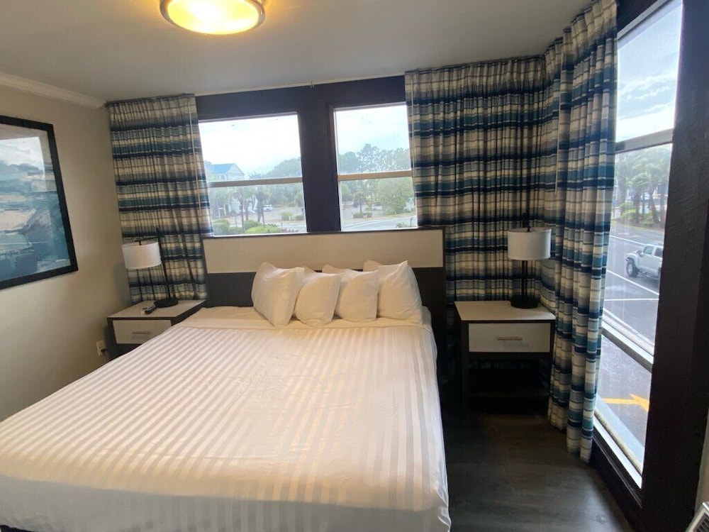 Deluxe Studio Suite (Newly Renovated)