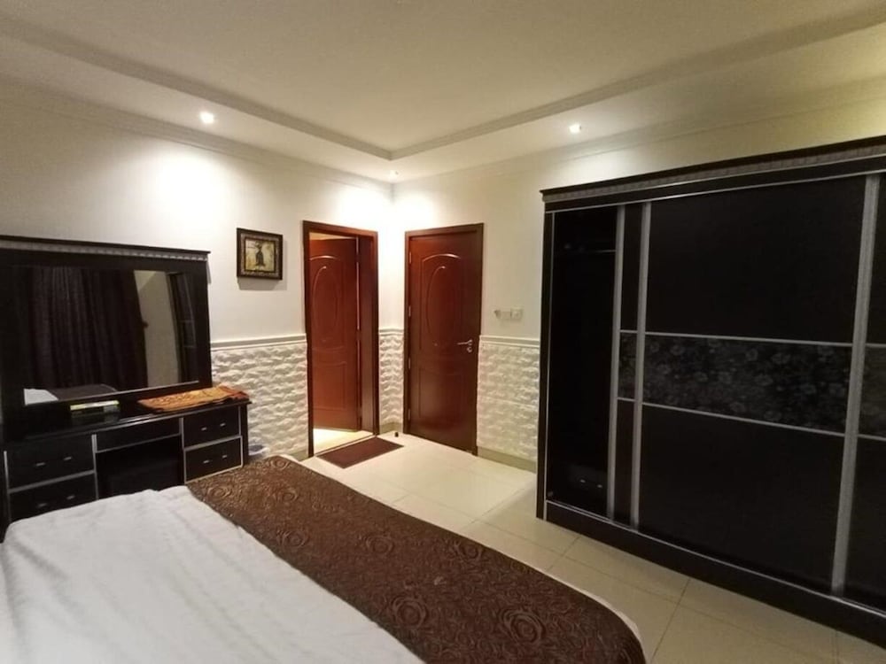 Celine Al Motamayza Apartments — photo 42