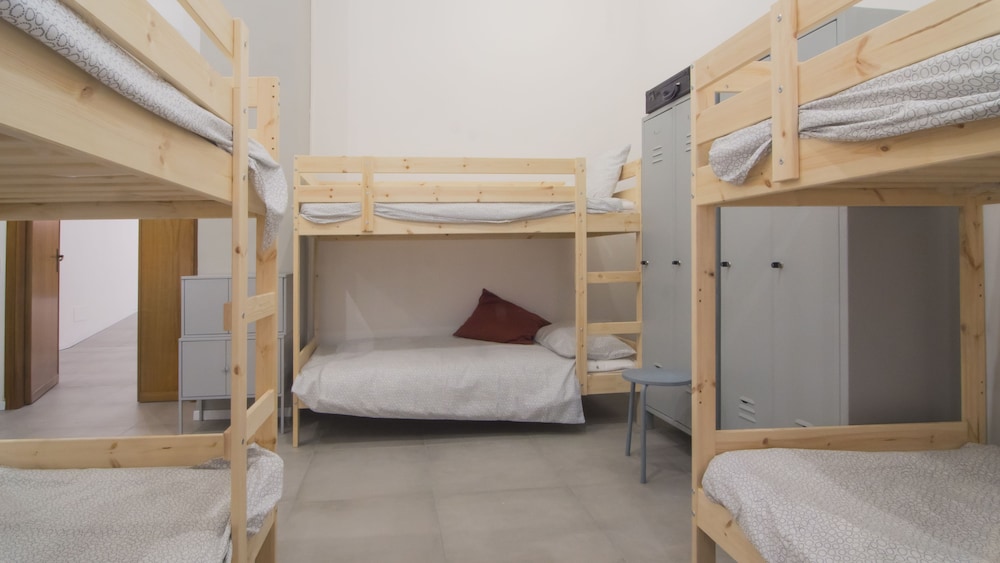 City Shared Dormitory (10)