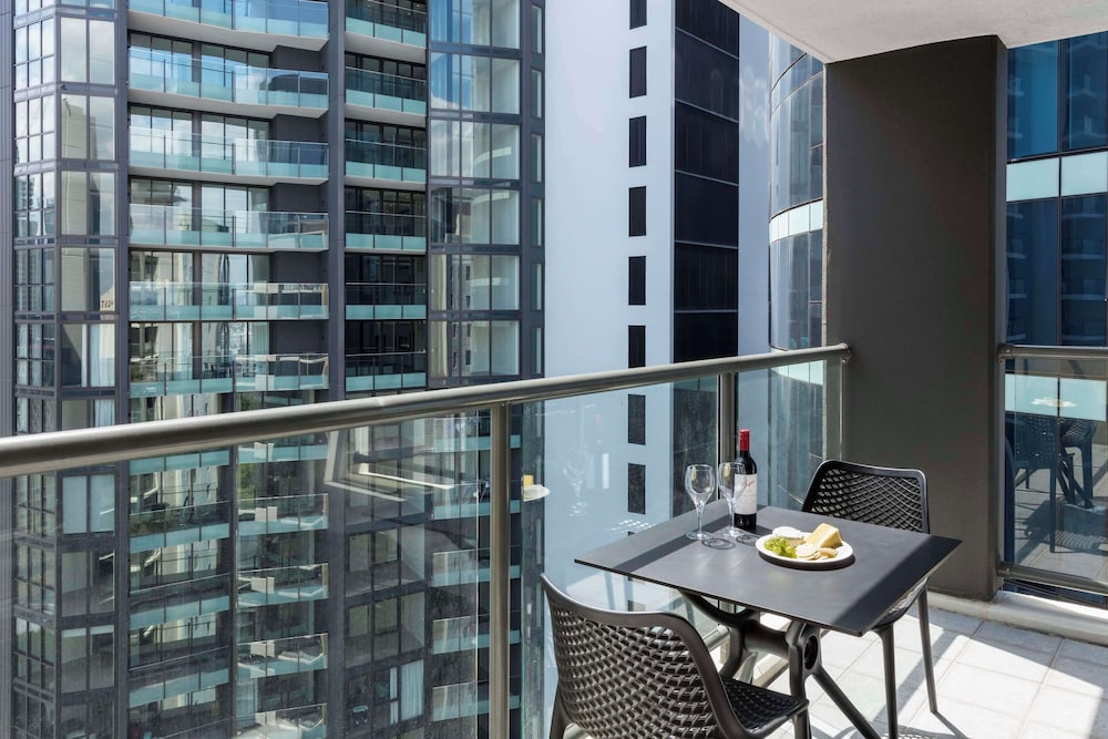 Executive Apartment, 1 Bedroom - Photo 6