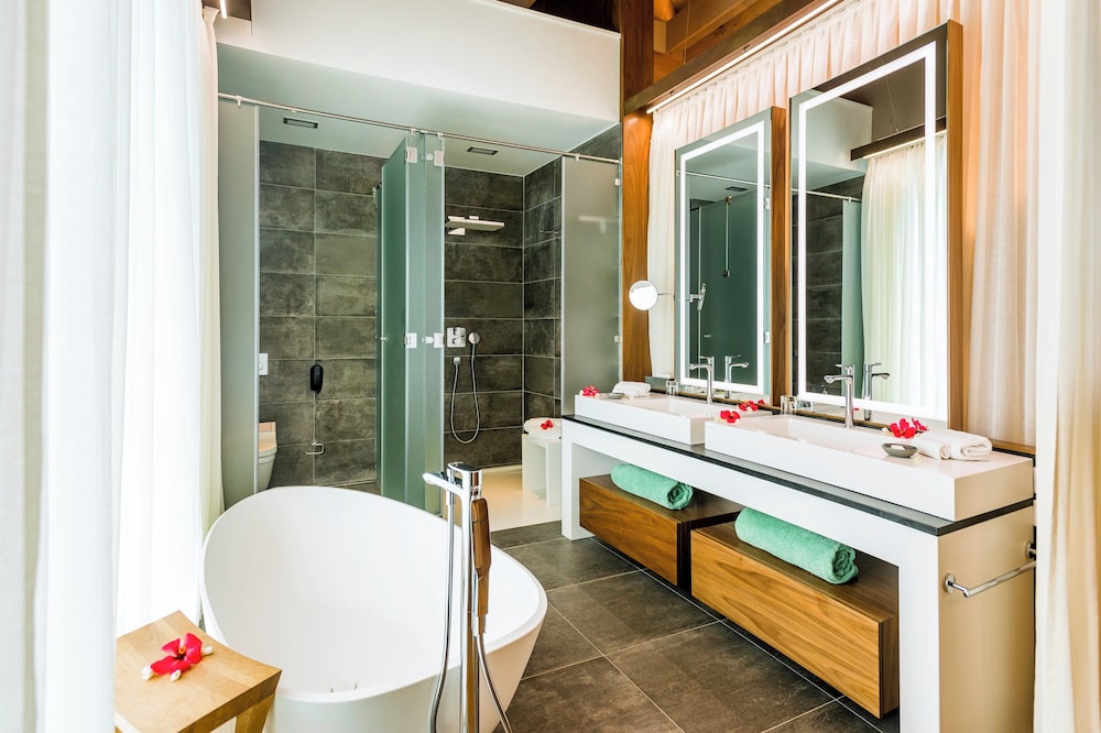 Room, 1 Bedroom, Mountain View, Overwater (otemanu Mountain View)