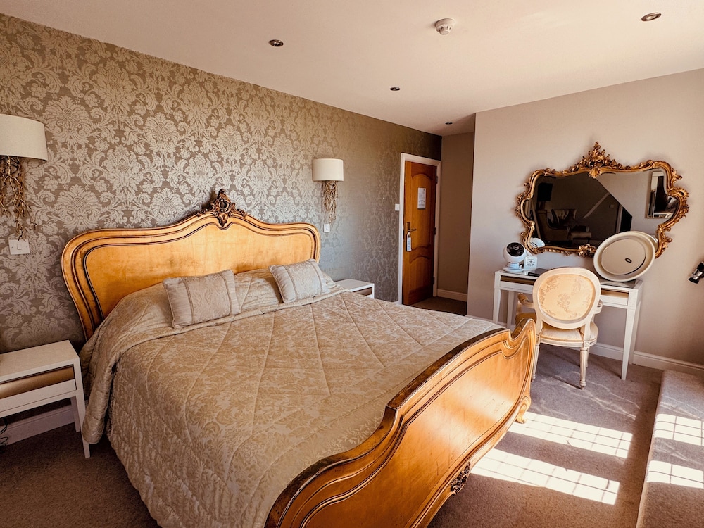 Suite with Terrace photo 2