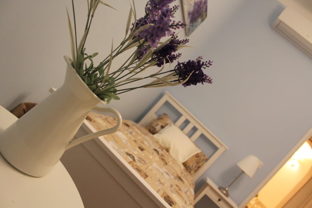 Standard Single Room, Shared Bathroom